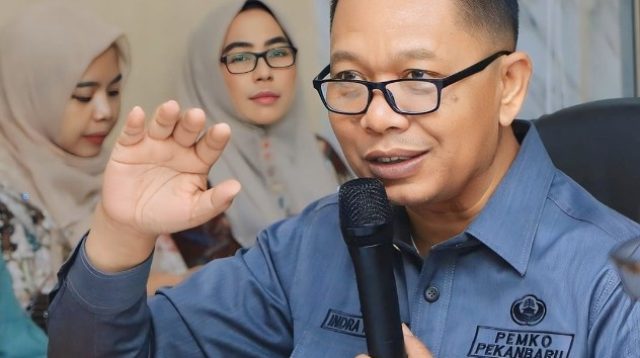 sek
