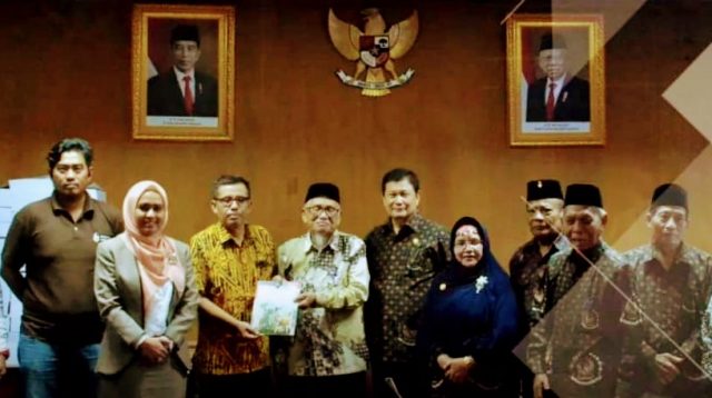 kom
